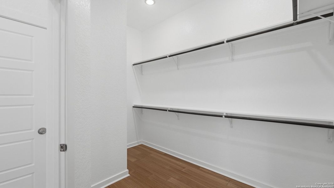 Spacious, unfurnished interior of a new home in , Elmendorf (Image 40).