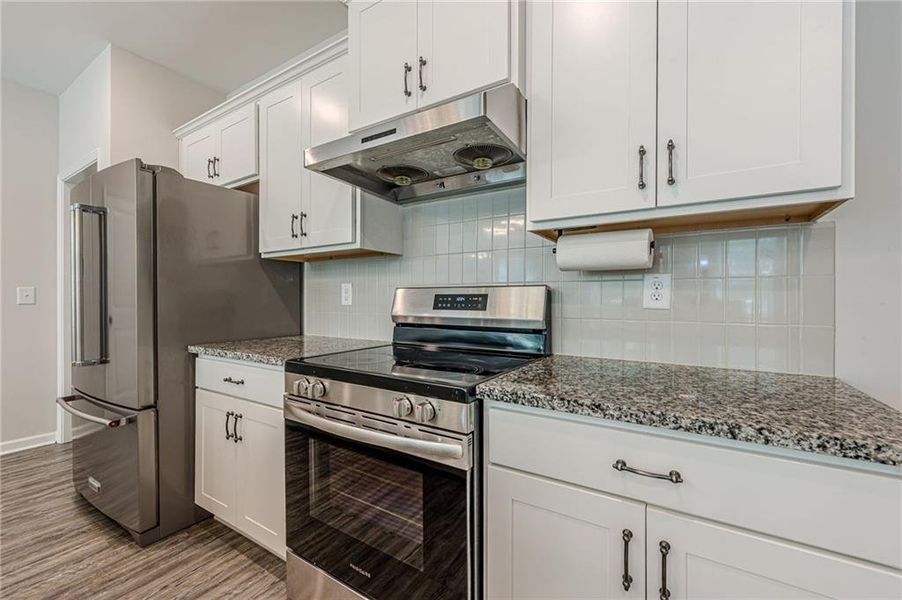 Furnished interior view inside a new home in , Atlanta (Image 9).