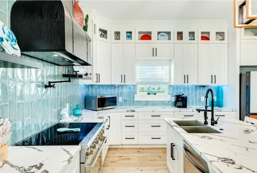 The family chef will love preparing meals in the kitchen