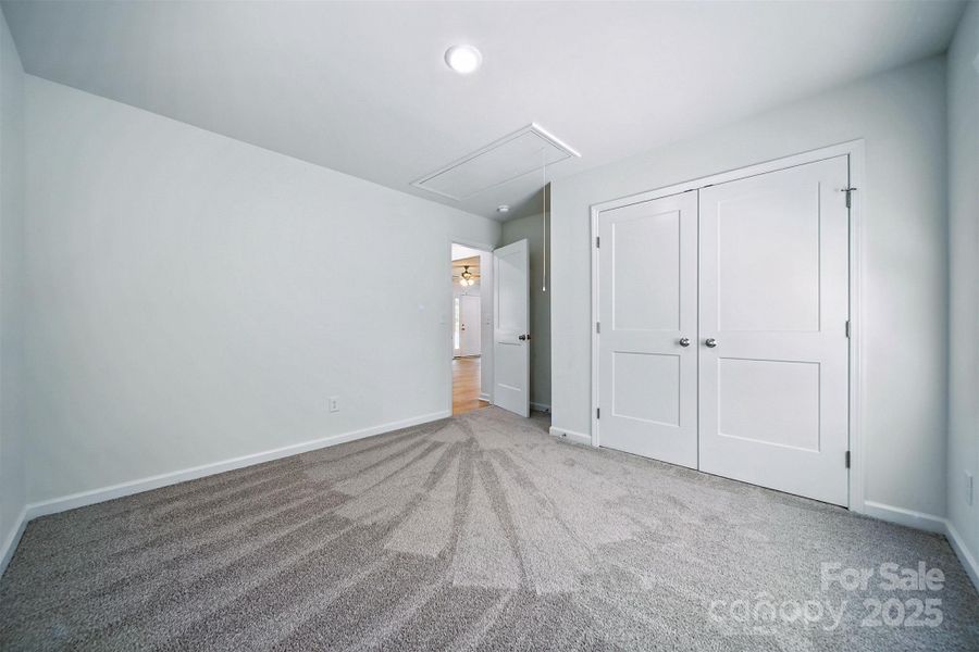 Spacious, unfurnished interior of a new home in , Hickory (Image 34).