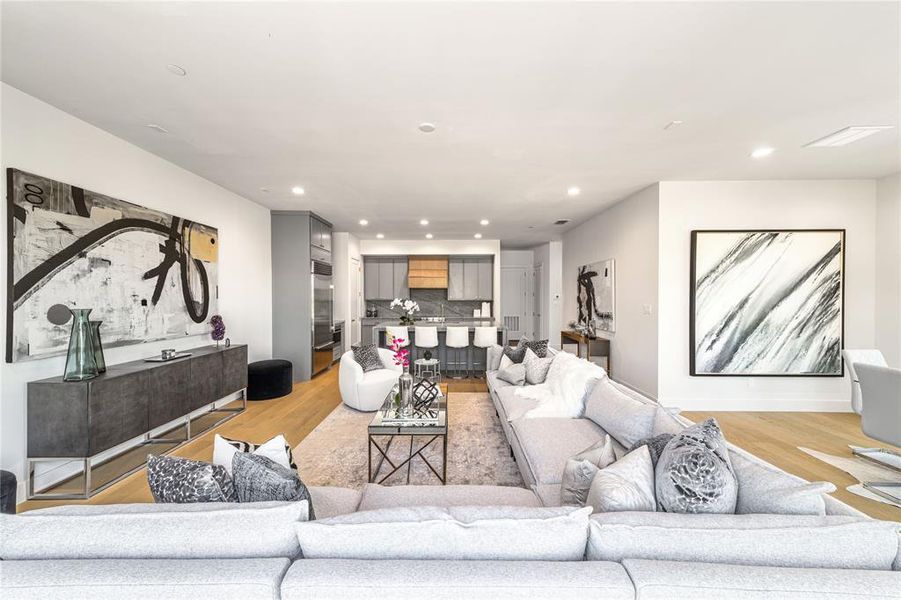 Furnished interior view inside a new home in , Dallas (Image 10).