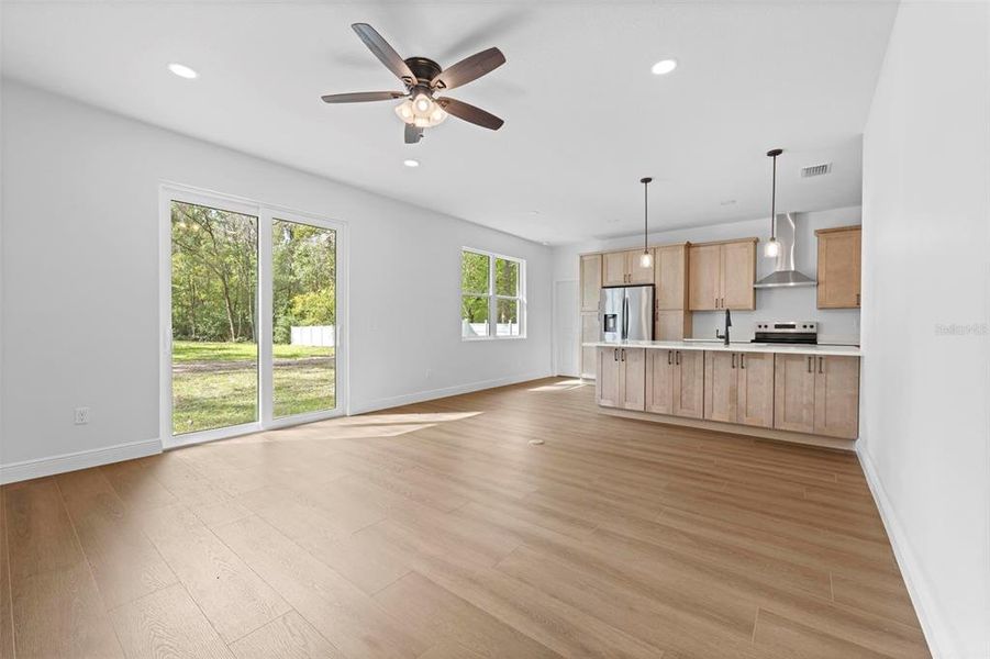 Spacious, unfurnished interior of a new home in , Brooksville (Image 27).