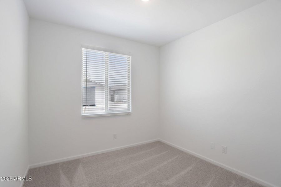 13-web-or-mls-La Senda Dr W-S0307-013