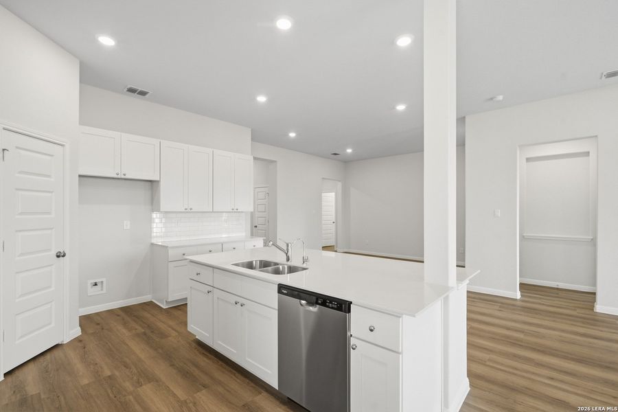 Furnished interior view inside a new home in Cinco Lakes, San Antonio (Image 6).