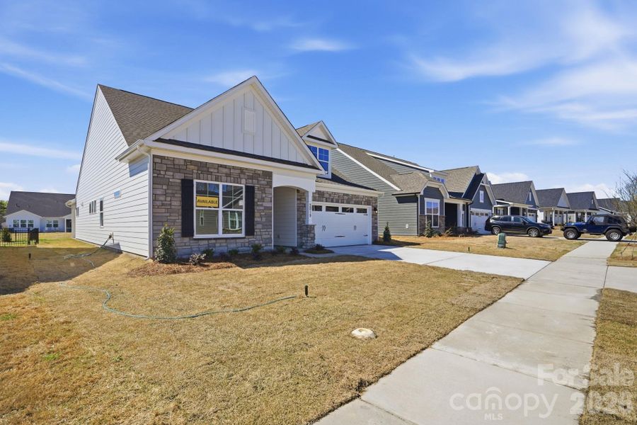 Homesite 195 features a Wescott E