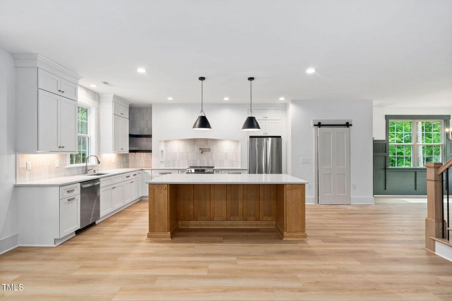 37-web-or-mls-114-crow-dr 37-web-or-mls-114-crow-dr