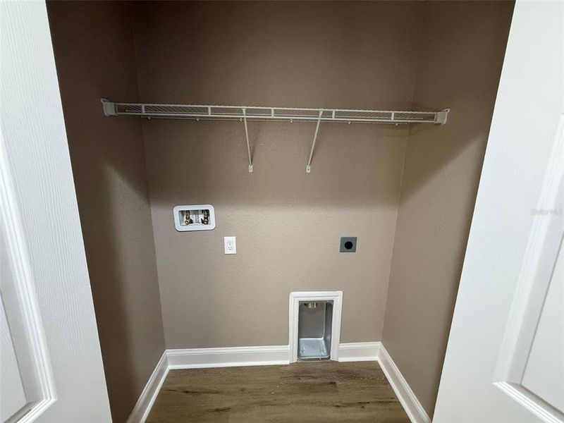 Spacious, unfurnished interior of a new home in , Bartow (Image 20).