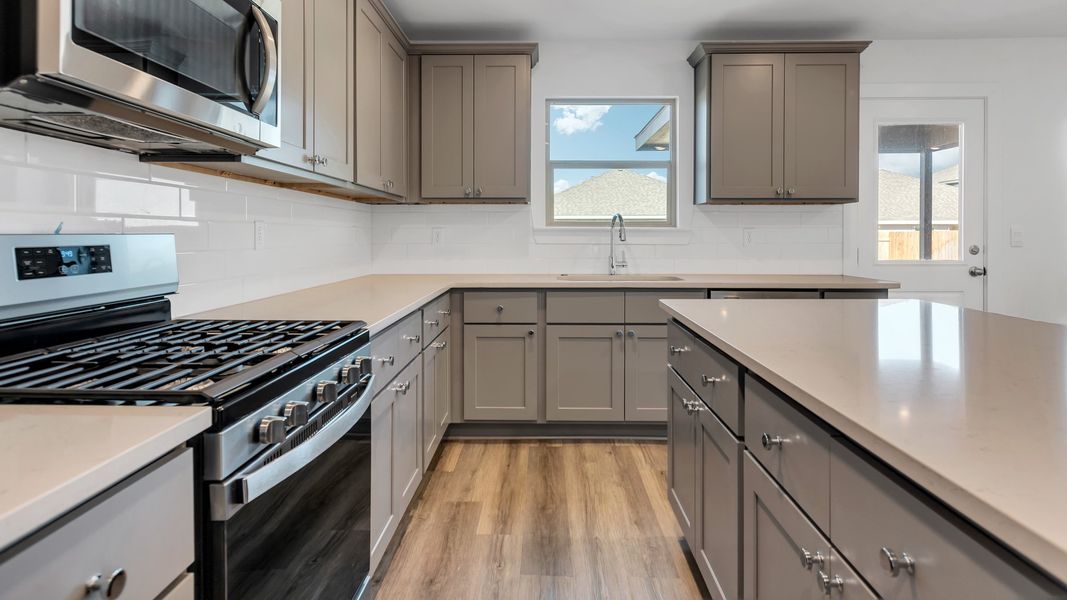 Furnished interior view inside a new home in Overlook West, Wolfforth (Image 7).