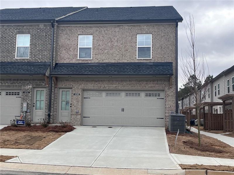 Image 32 of a home in Governors Parc.