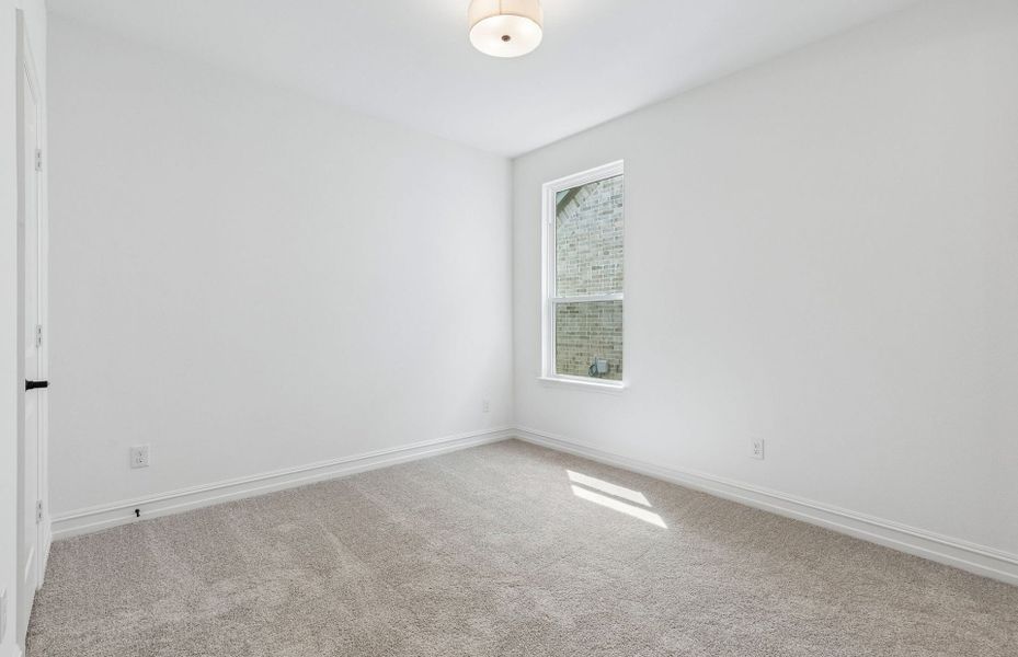 Representative unfurnished interior of a home built from the Azle by Pulte Homes in Wilson Creek Meadows, Celina (Image 21).