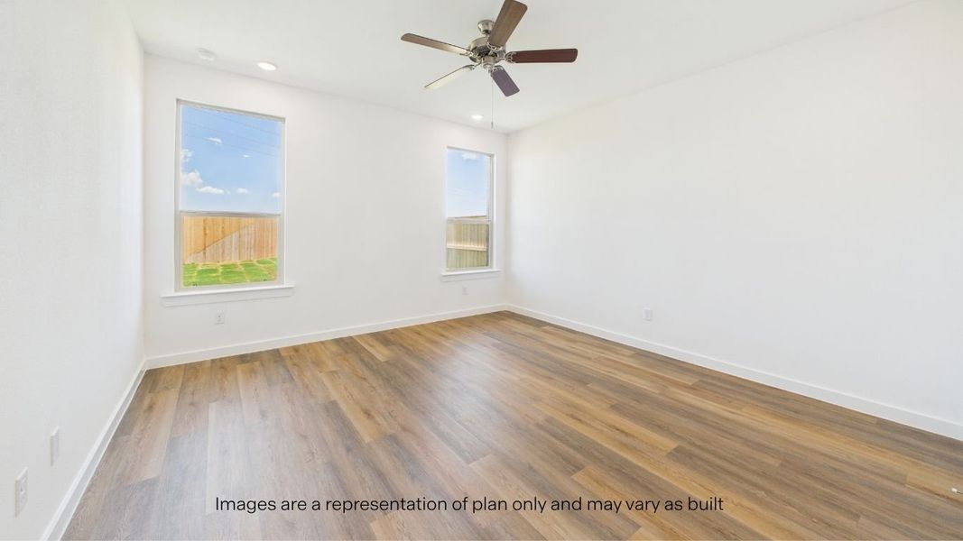 Spacious, unfurnished interior of a new home in Westmont, Lubbock (Image 31).