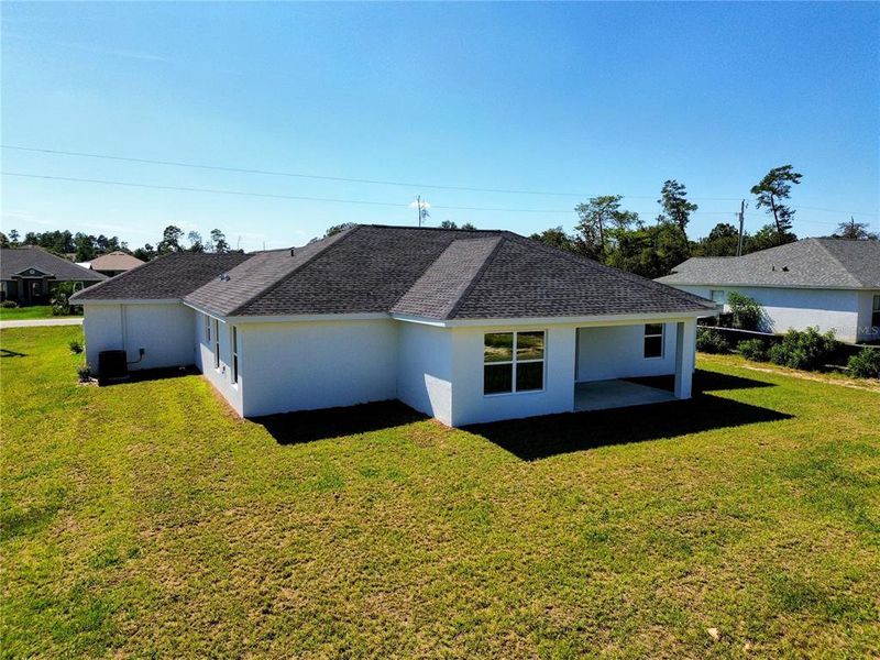 Exterior details and patio area of a home in , Ocala (Image 4).
