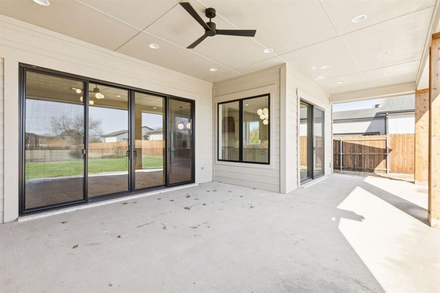 Exterior details and patio area of a home in , Roanoke (Image 21).