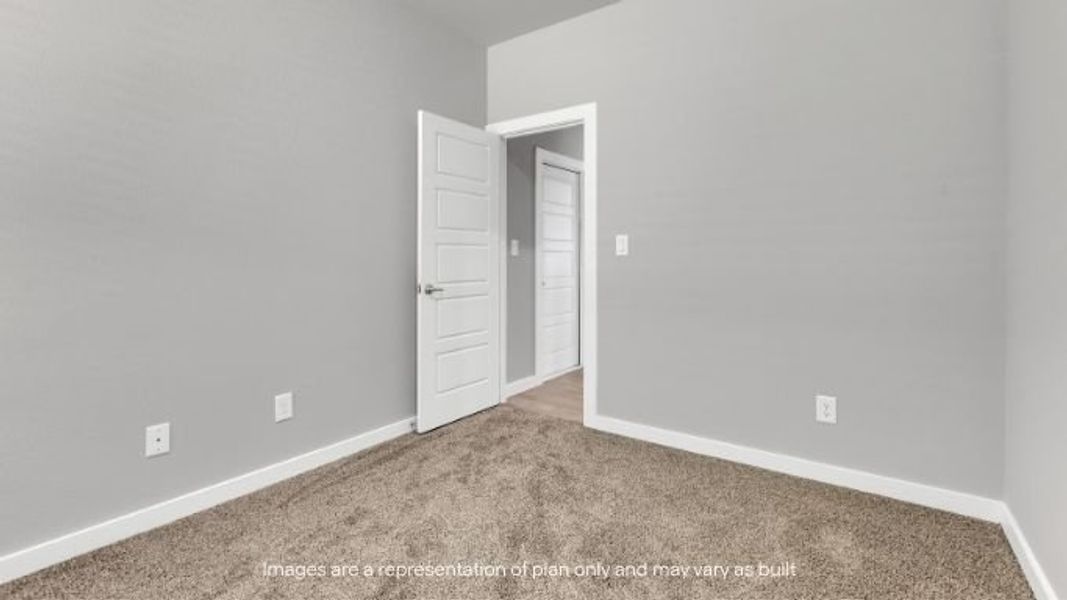 Spacious, unfurnished interior of a new home in Homestead at Parks Bell Ranch, Odessa (Image 19).