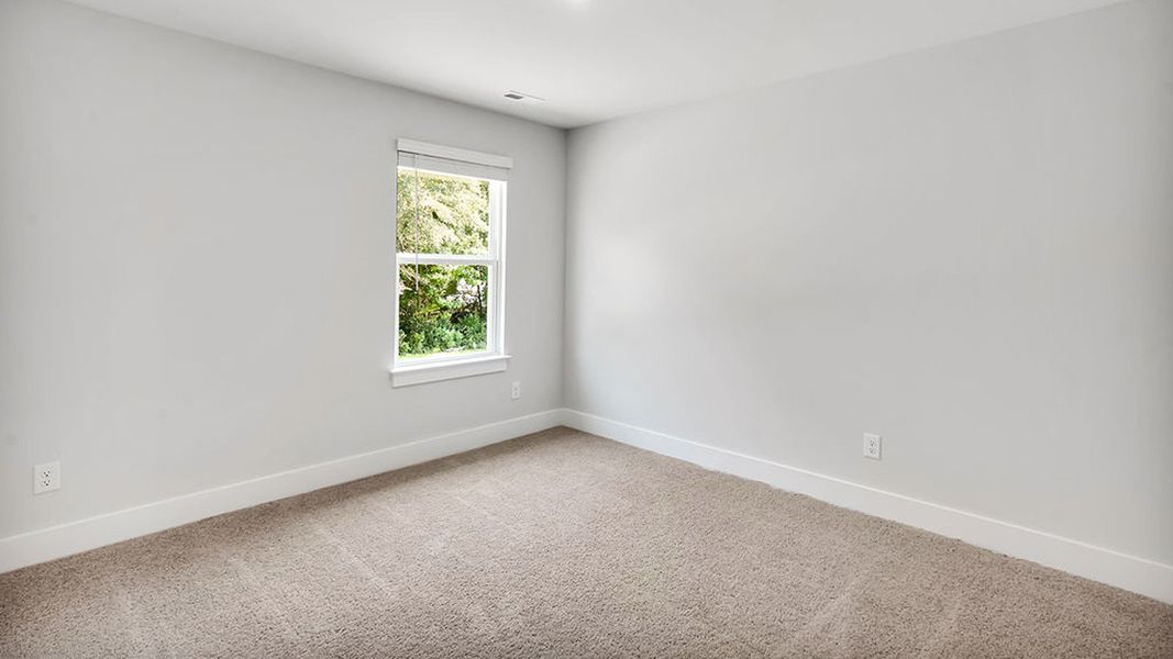 Spacious, unfurnished interior of a new home in Merchant Point, Jacksonville (Image 33).