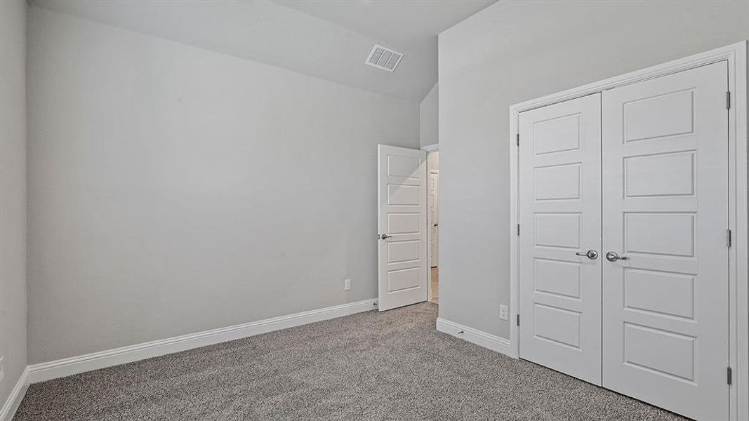 Spacious, unfurnished interior of a new home in Eagle Creek, Denton (Image 27). Spacious, unfurnished interior of a new home in Eagle Creek, Denton (Image 27).