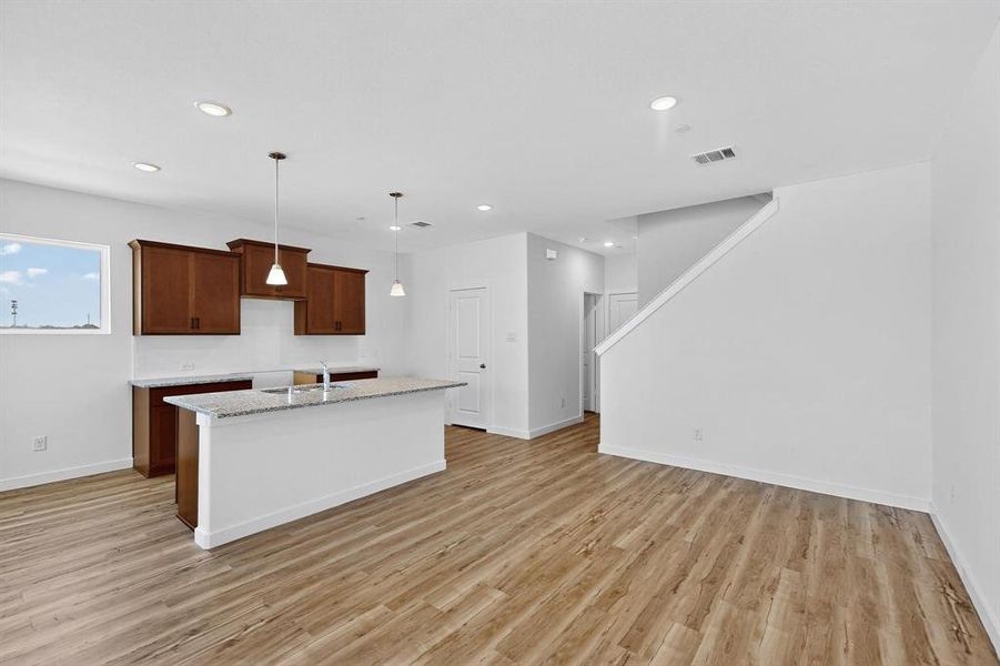 Spacious, unfurnished interior of a new home in , Mesquite (Image 27).