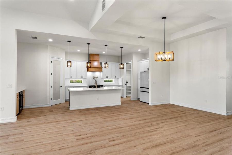 Furnished interior view inside a new home in , Auburndale (Image 6).