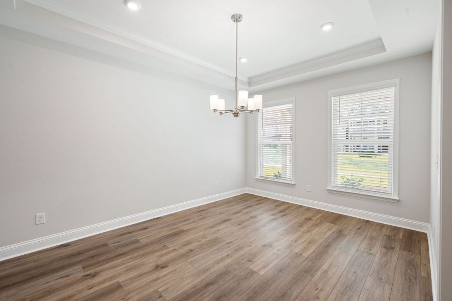 Spacious, unfurnished interior of a new home in Waterways, Richmond Hill (Image 21).