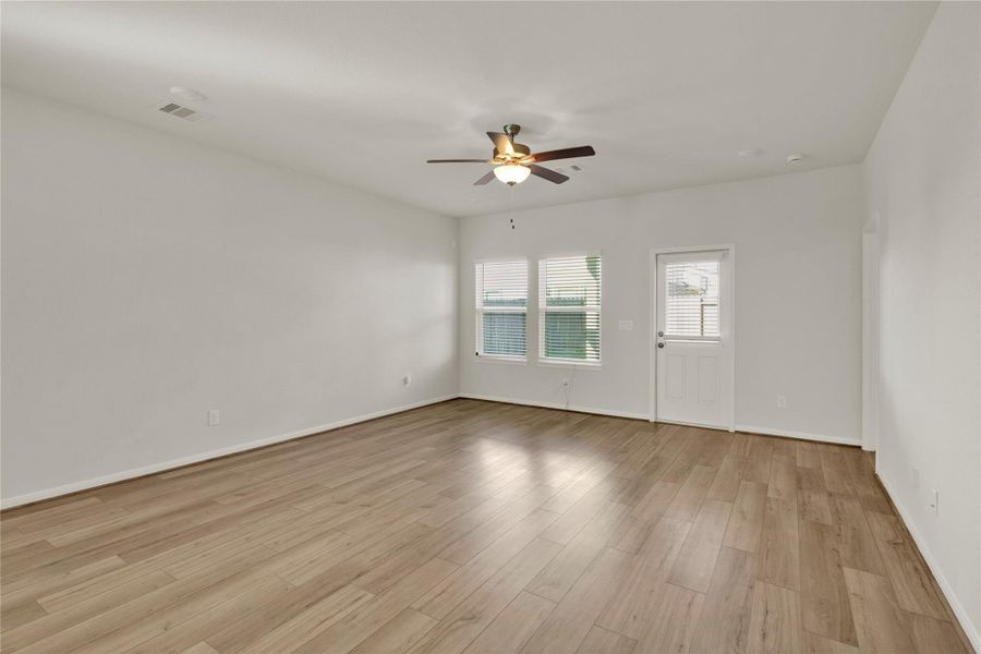 Spacious, unfurnished interior of a new home in , Magnolia (Image 25).