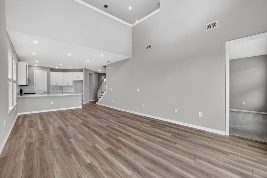 Spacious, unfurnished interior of a new home in Firethorn, Parrish (Image 12).