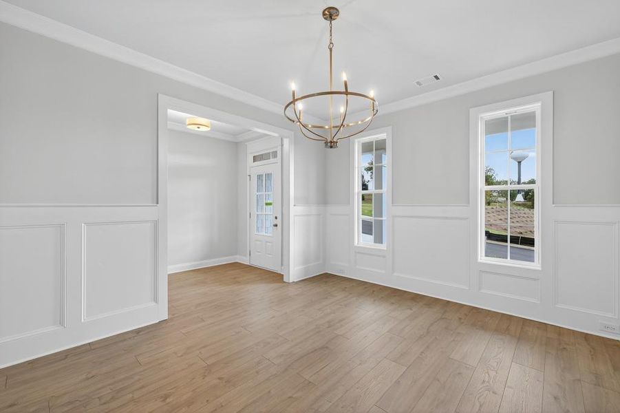 Spacious, unfurnished interior of a new home in Hemingway, Flowery Branch (Image 29).