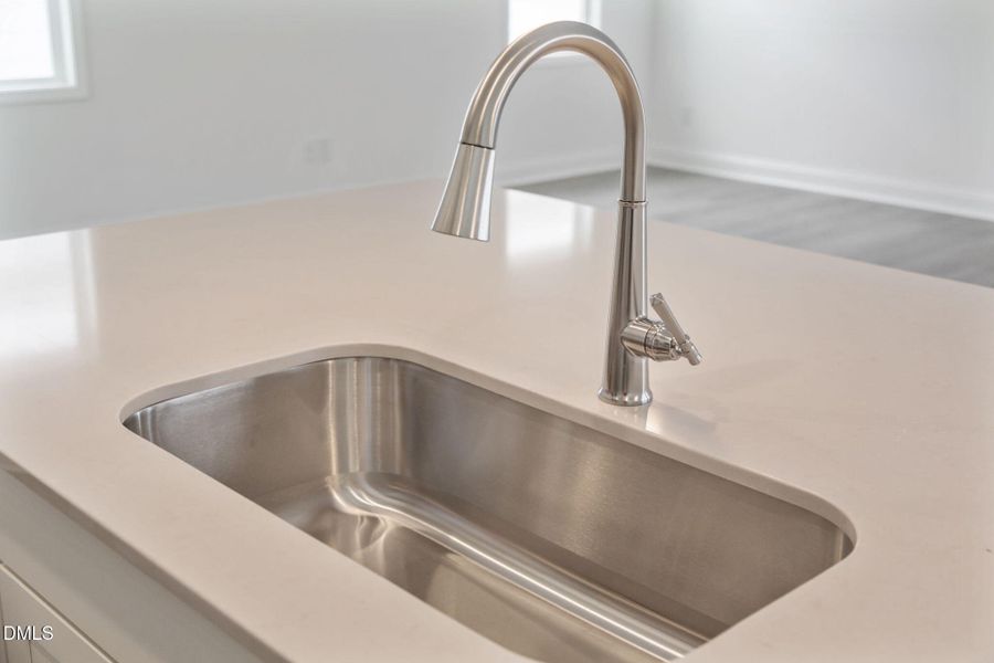 19-web-or-mls-VB4A9452