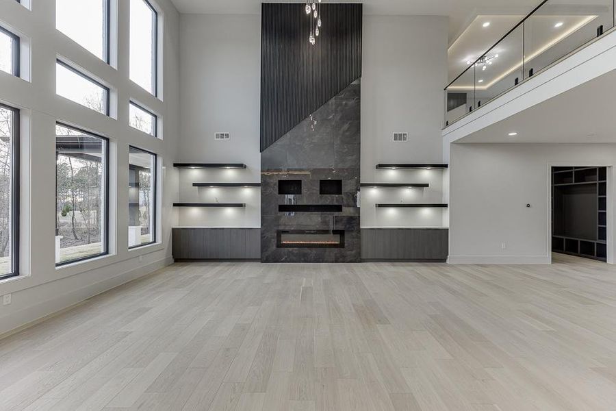 Spacious, unfurnished interior of a new home in , Buford (Image 55).