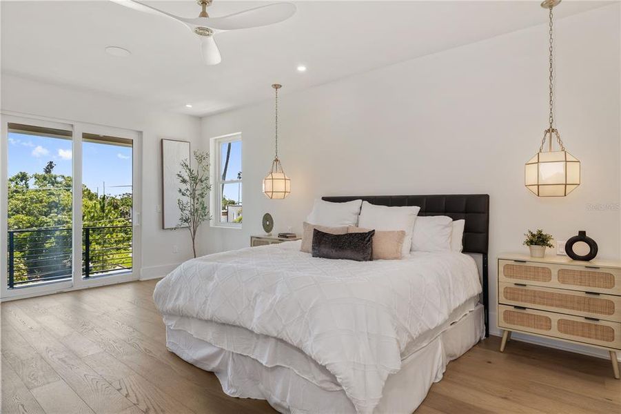 Furnished interior view inside a new home in , Tampa (Image 12).