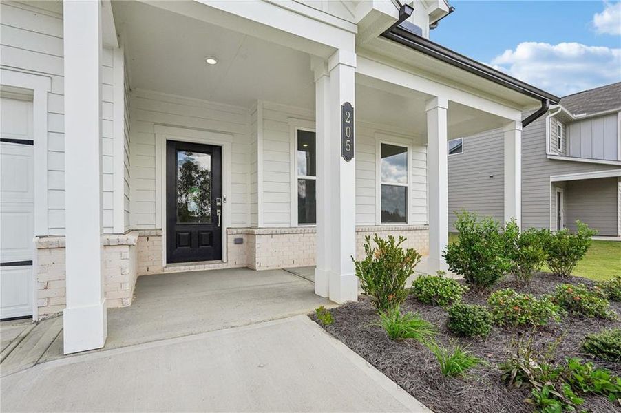 Exterior details and patio area of a home in Heritage River, Euharlee (Image 3). Exterior details and patio area of a home in Heritage River, Euharlee (Image 3).