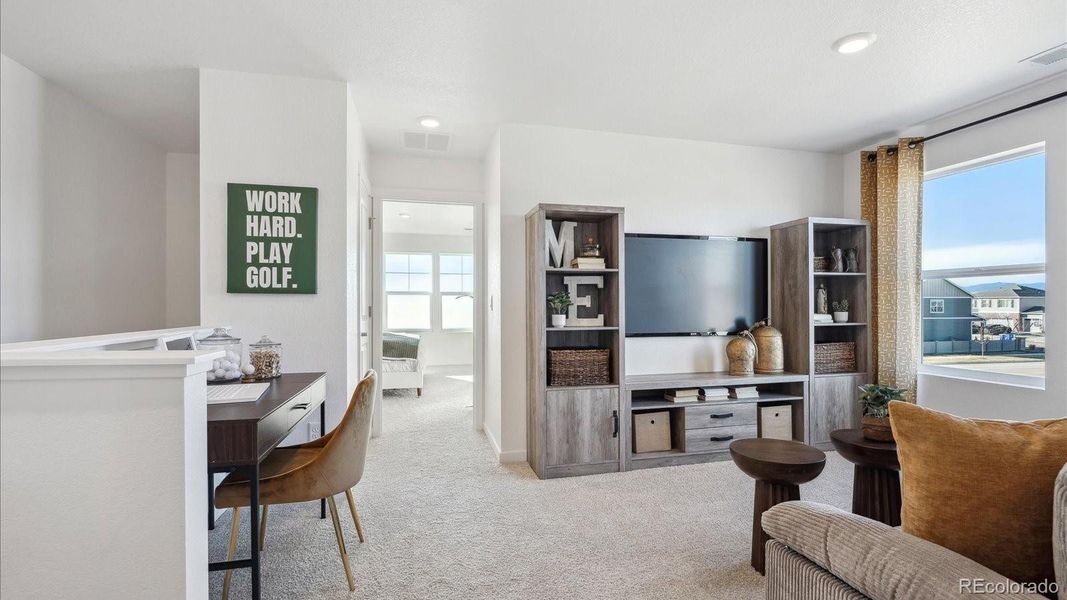 Furnished interior view inside a new home in Villas at Vantage, Berthoud (Image 19). Furnished interior view inside a new home in Villas at Vantage, Berthoud (Image 19).