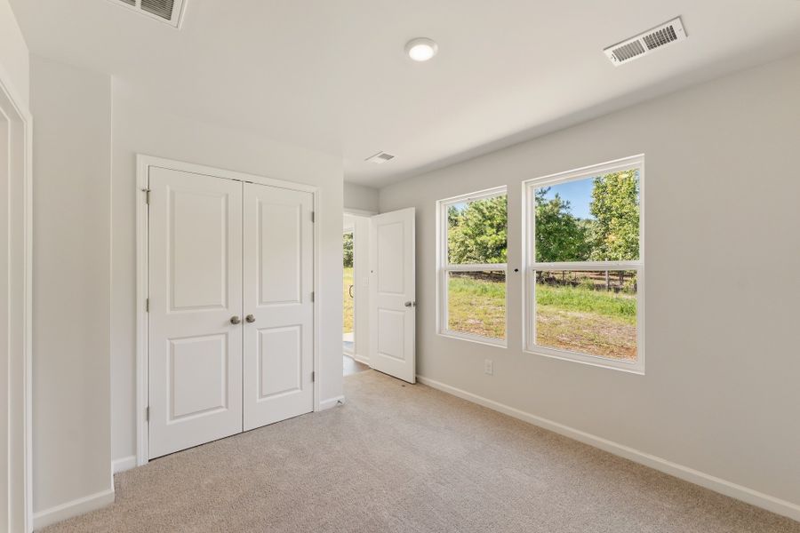 Spacious, unfurnished interior of a new home in Evergreen, Spartanburg (Image 14). Spacious, unfurnished interior of a new home in Evergreen, Spartanburg (Image 14).