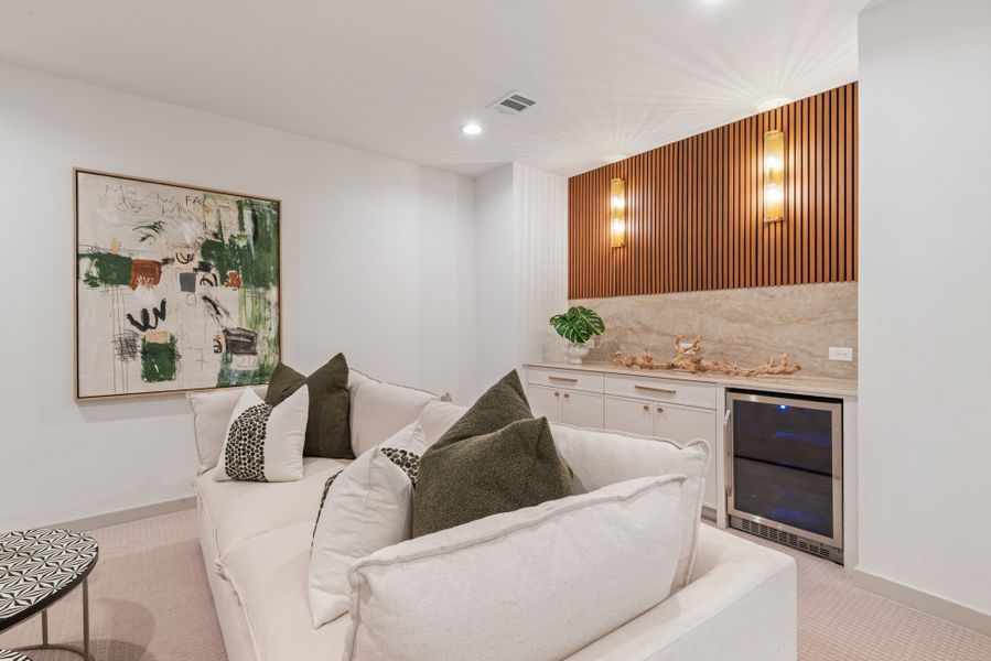 Furnished interior view inside a new home in , Dallas (Image 9).