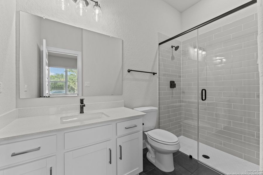 Furnished interior view inside a new home in Davis Ranch 60', San Antonio (Image 7). Furnished interior view inside a new home in Davis Ranch 60', San Antonio (Image 7).