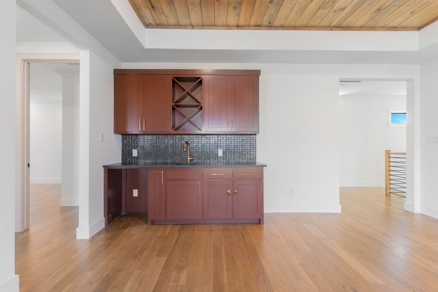 Furnished interior view inside a new home in Montclair, Prosper (Image 13).