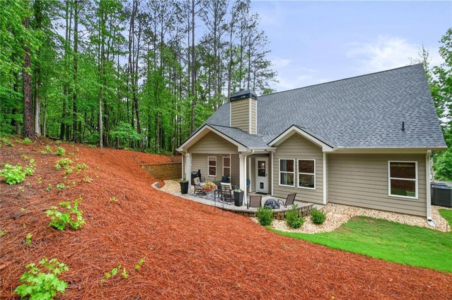 Exterior details and patio area of a home in , Villa Rica (Image 31).