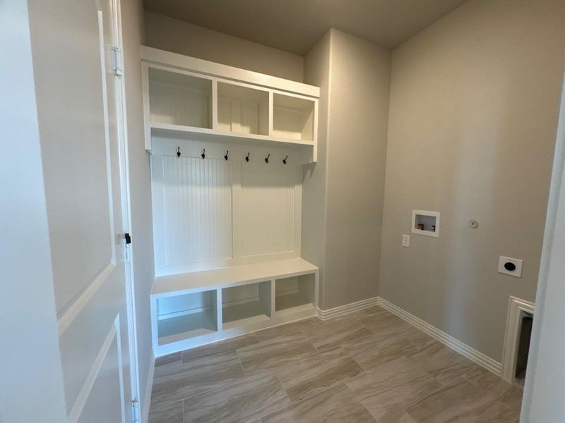 Spacious, unfurnished interior of a new home in Cedar Ridge Estates, Anna (Image 12).