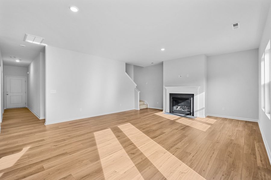 Spacious, unfurnished interior of a new home in Bell West, Kernersville (Image 21).