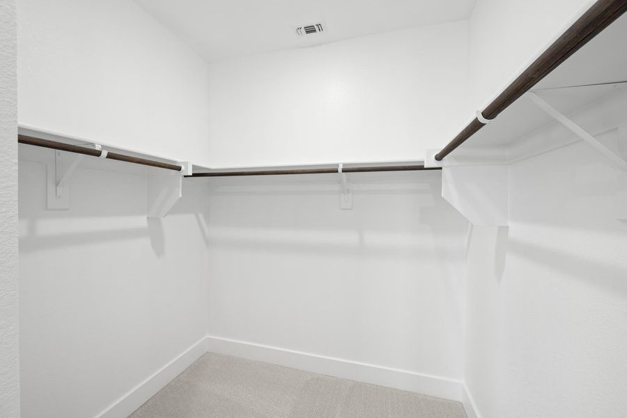 Spacious, unfurnished interior of a new home in The Retreat at Harvest, Argyle (Image 23).