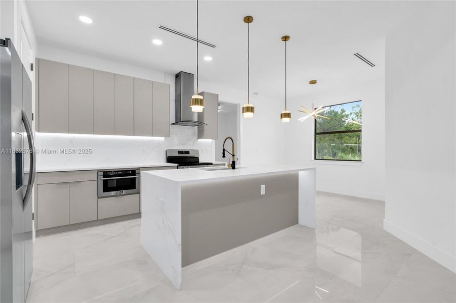 Furnished interior view inside a new home in , Lehigh Acres (Image 11).