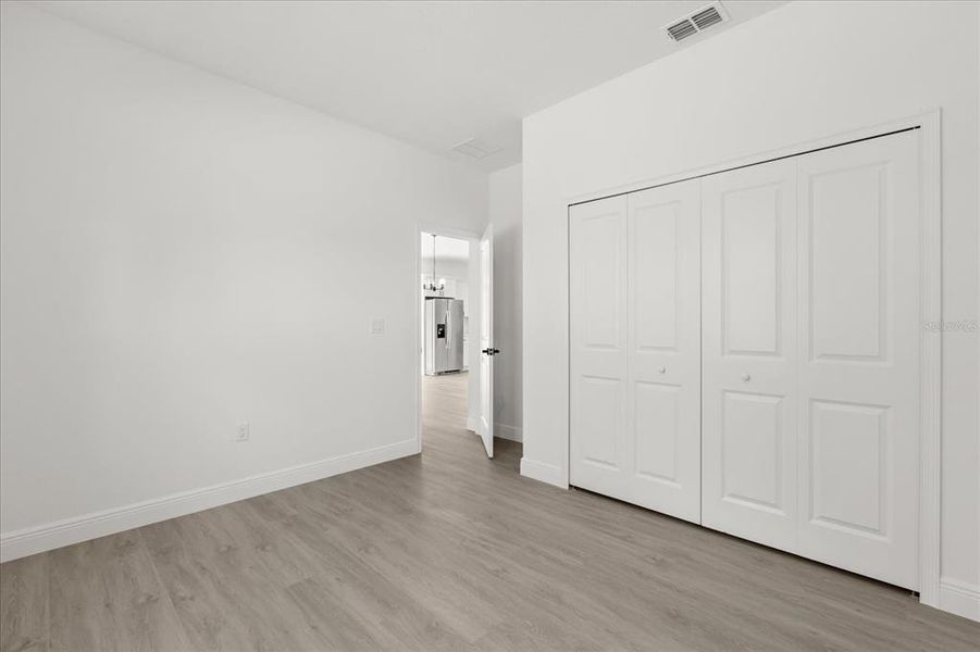 Spacious, unfurnished interior of a new home in , Dunnellon (Image 20).