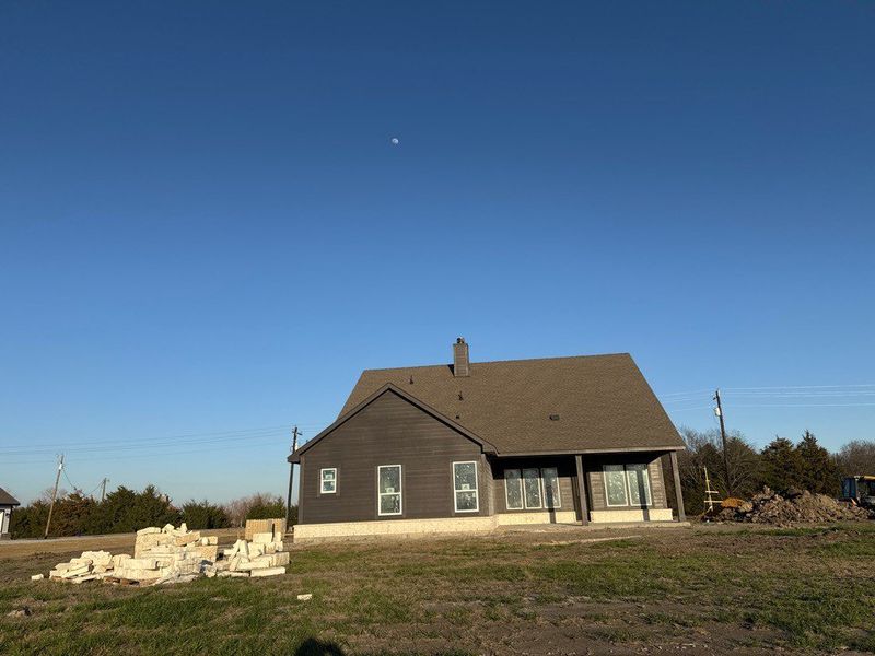 Exterior details and patio area of a home in Terra Escalante, Blue Ridge (Image 3).