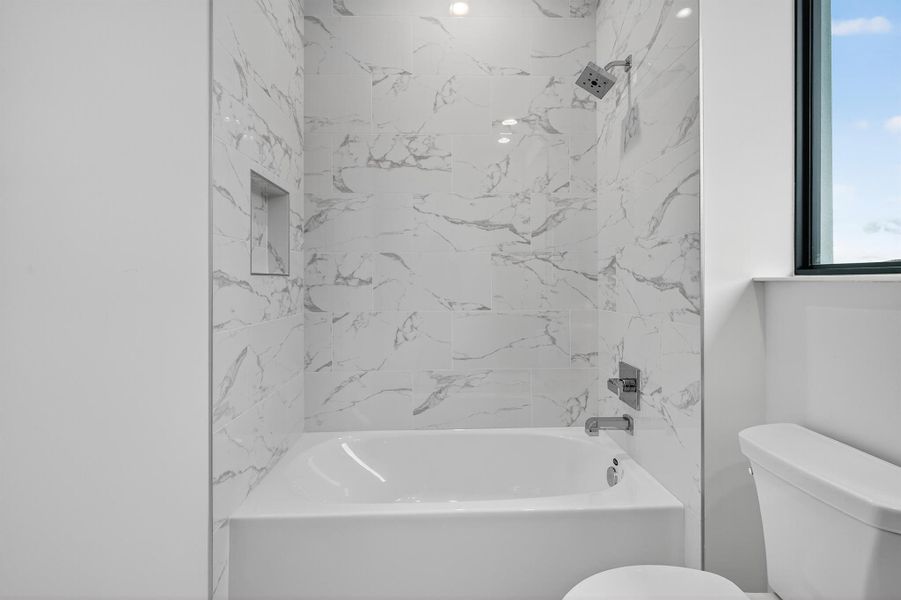 Furnished interior view inside a new home in , Palm Beach Gardens (Image 53).