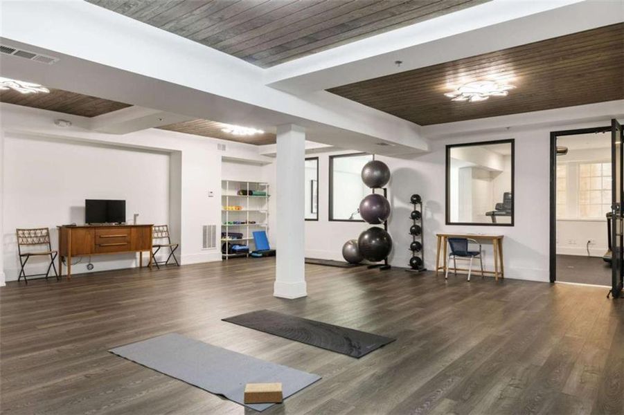 Community amenities in , Atlanta (Image 6). Community amenities in , Atlanta (Image 6).