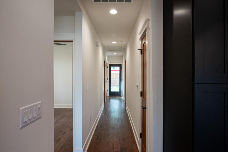 Spacious, unfurnished interior of a new home in , Austin (Image 15).