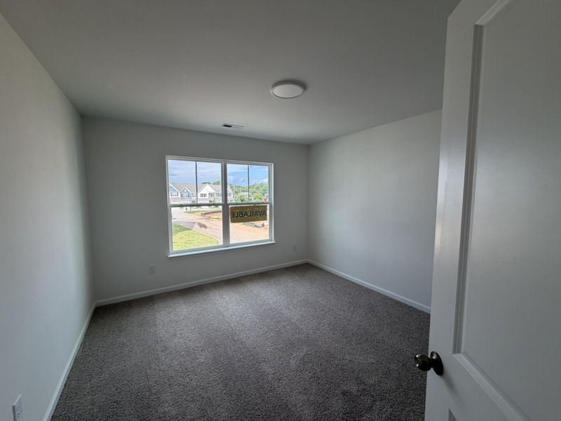 Spacious, unfurnished interior of a new home in Riverbrooke Townhomes, Simpsonville (Image 11).