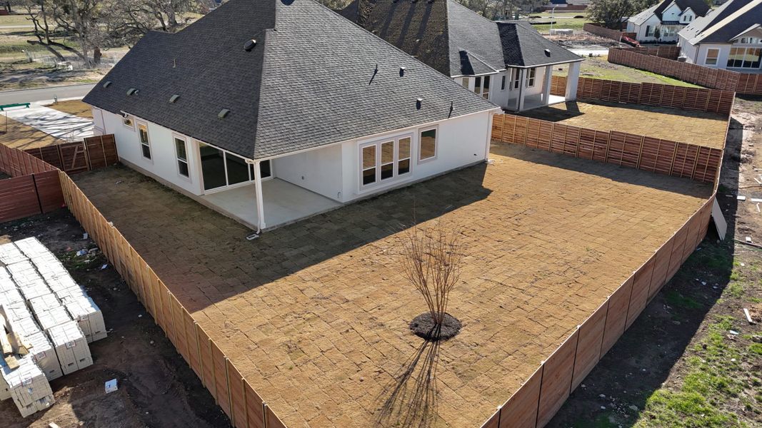 Exterior details and patio area of a home in Broken Oak, Georgetown (Image 3).