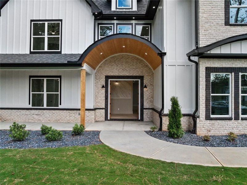 Exterior details and patio area of a home in , Winder (Image 41).