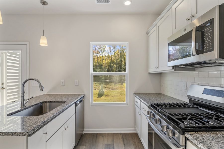Image 22 of a home in Edwards Station. Image 22 of a home in Edwards Station.