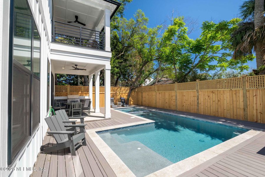 Exterior details and patio area of a home in , Jacksonville Beach (Image 3).